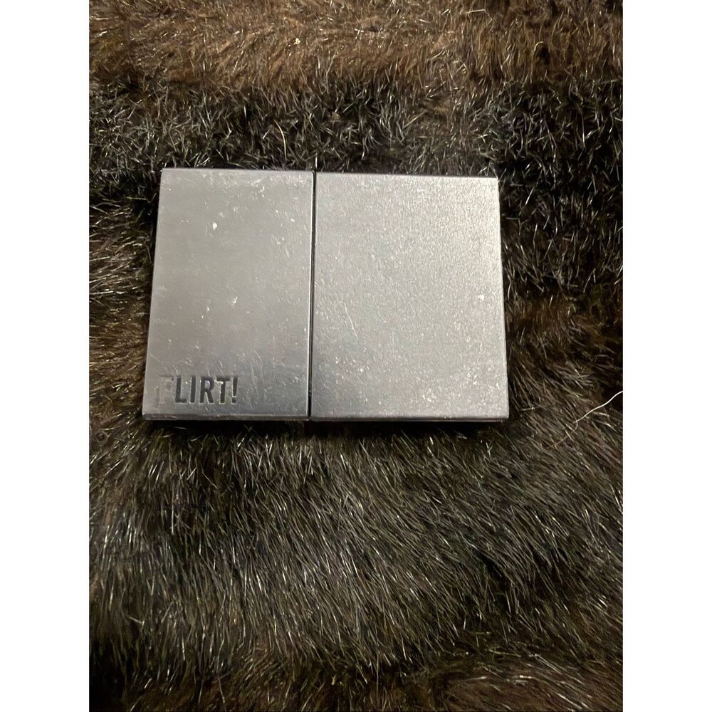 Vintage FLIRT dreamy eyes eyeshadow 01 chill out